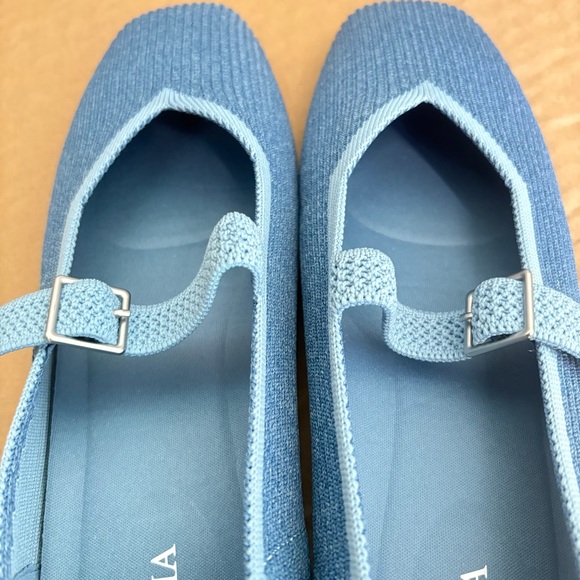 Vivaia Women’s Mary Jane Size EU40/US9 Square Toe Shoes Flats Blue - Picture 10 of 11